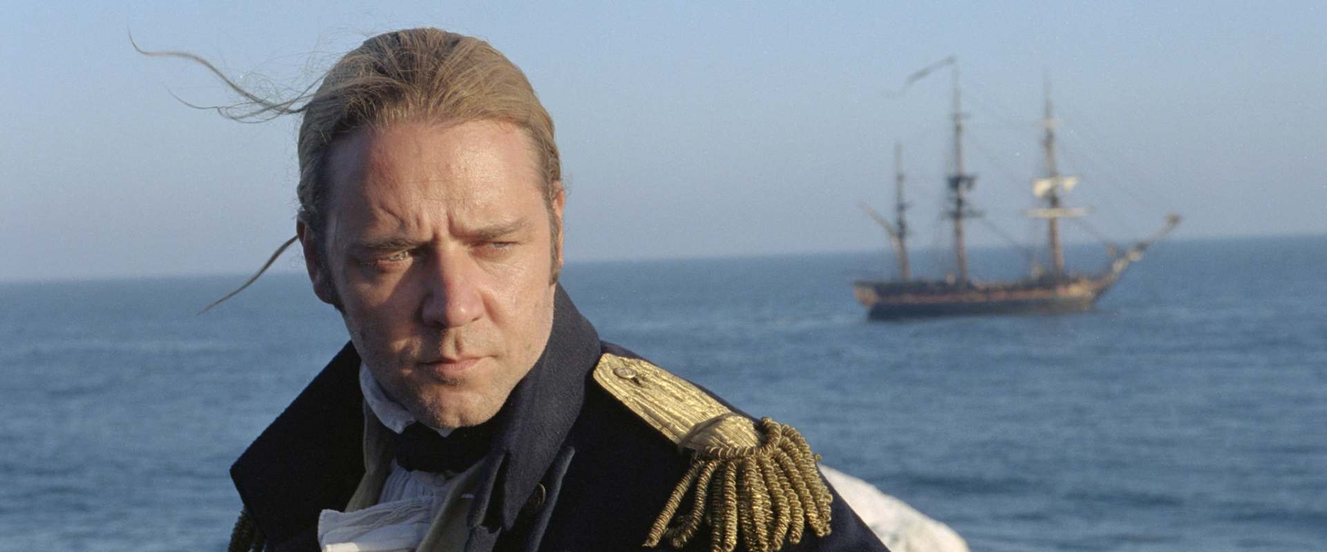 Master and Commander: The Far Side of the World background 2