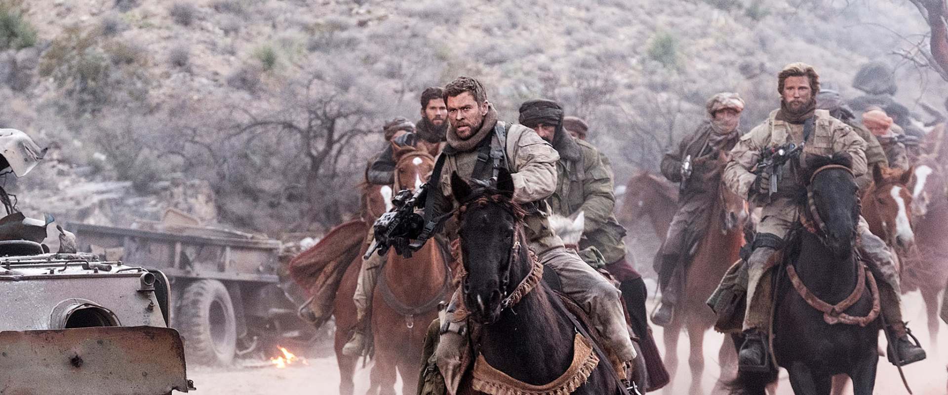 12 Strong background 2