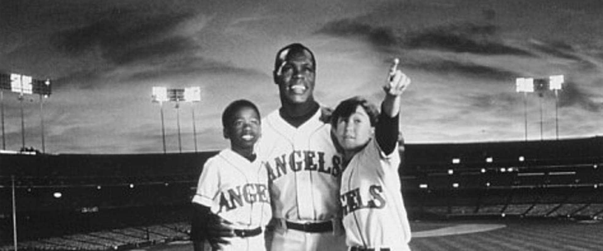 Angels in the Outfield background 1