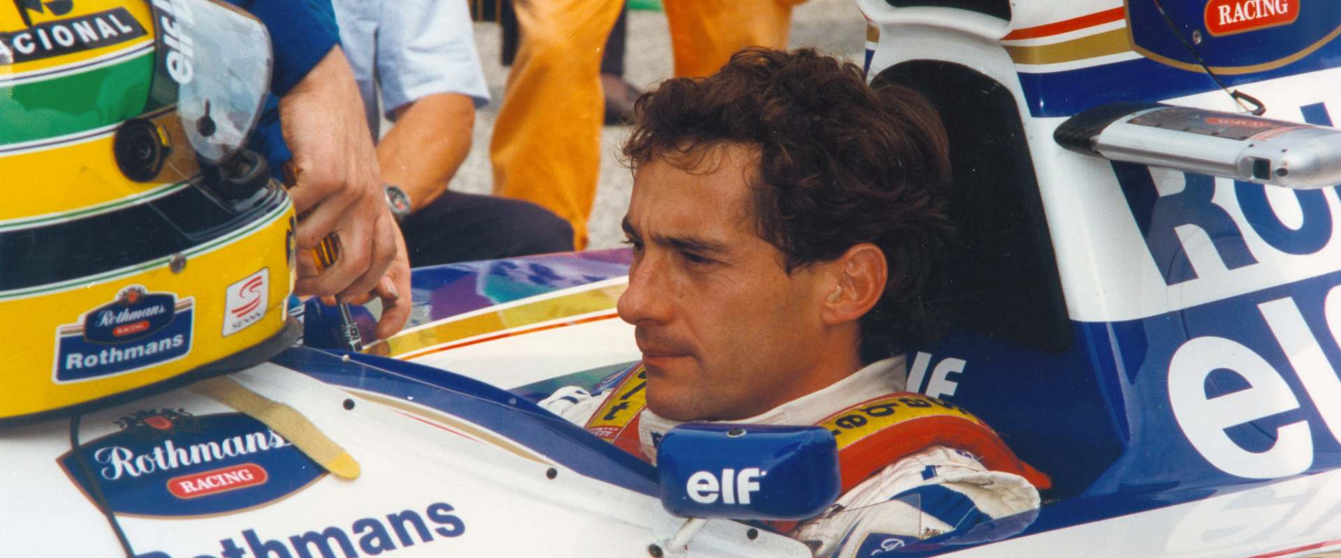 Senna background 1