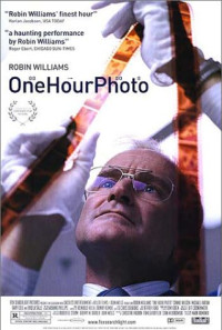 One Hour Photo Poster 1