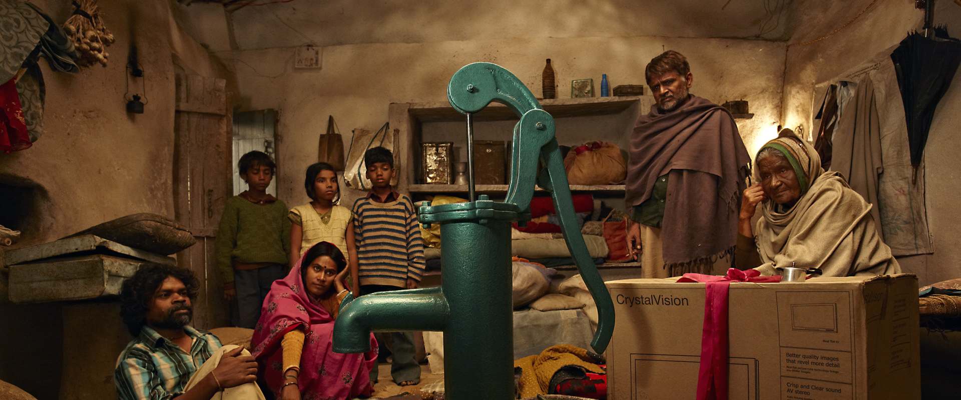 Peepli Live background 2