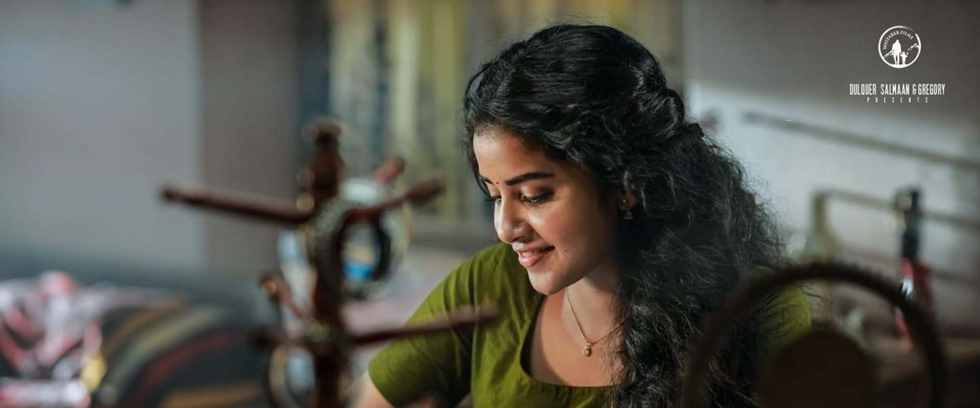 Maniyarayile Ashokan background 1