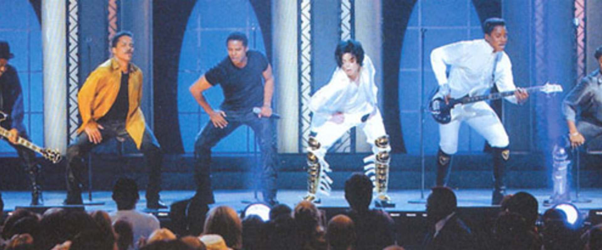 Michael Jackson: 30th Anniversary Celebration background 1