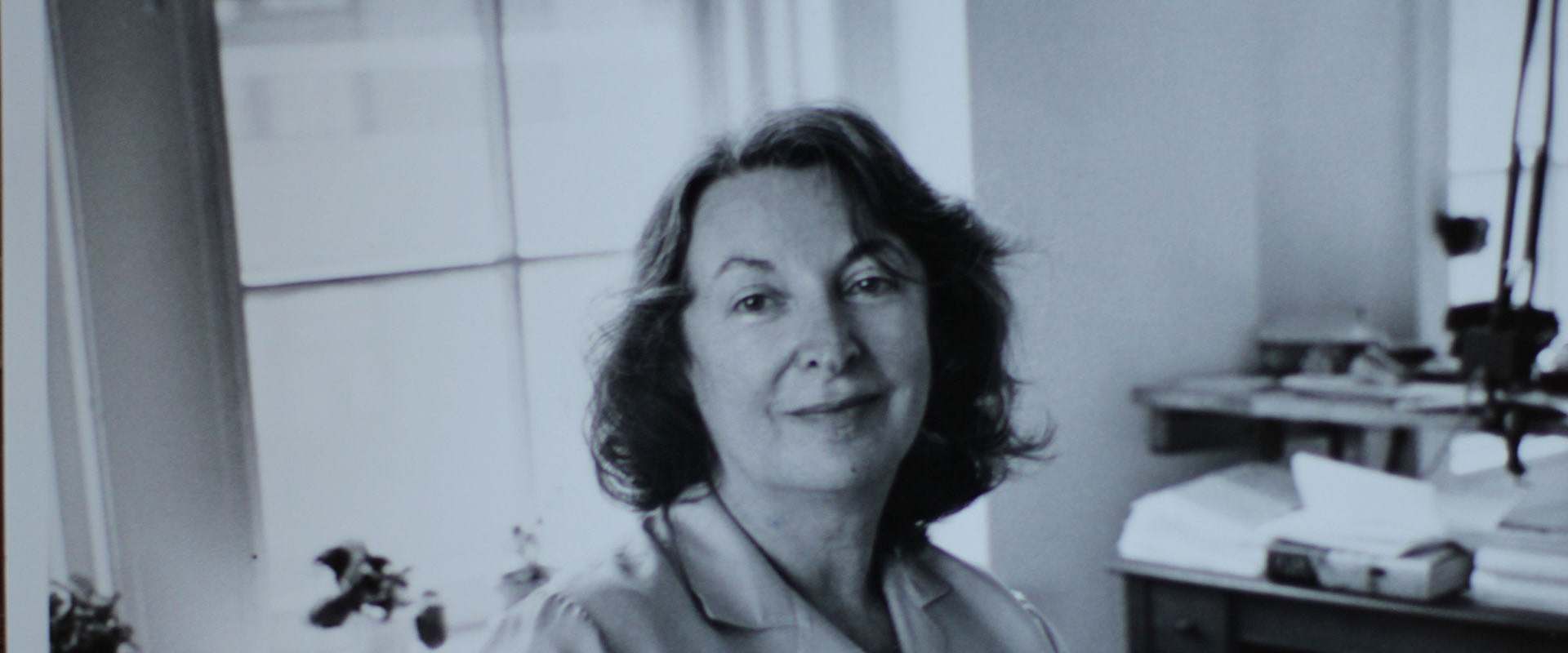 What She Said: The Art of Pauline Kael background 2