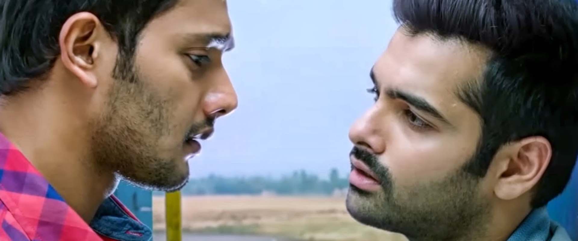 Nenu.. Sailaja... background 2