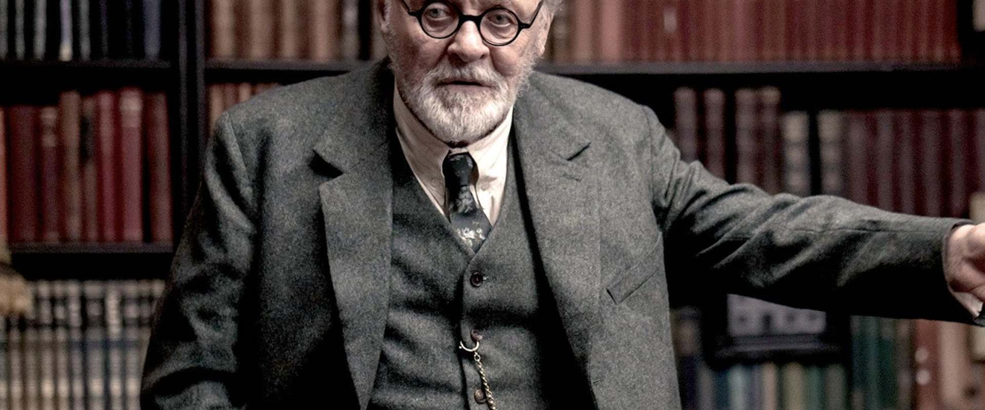 Freud's Last Session background 2