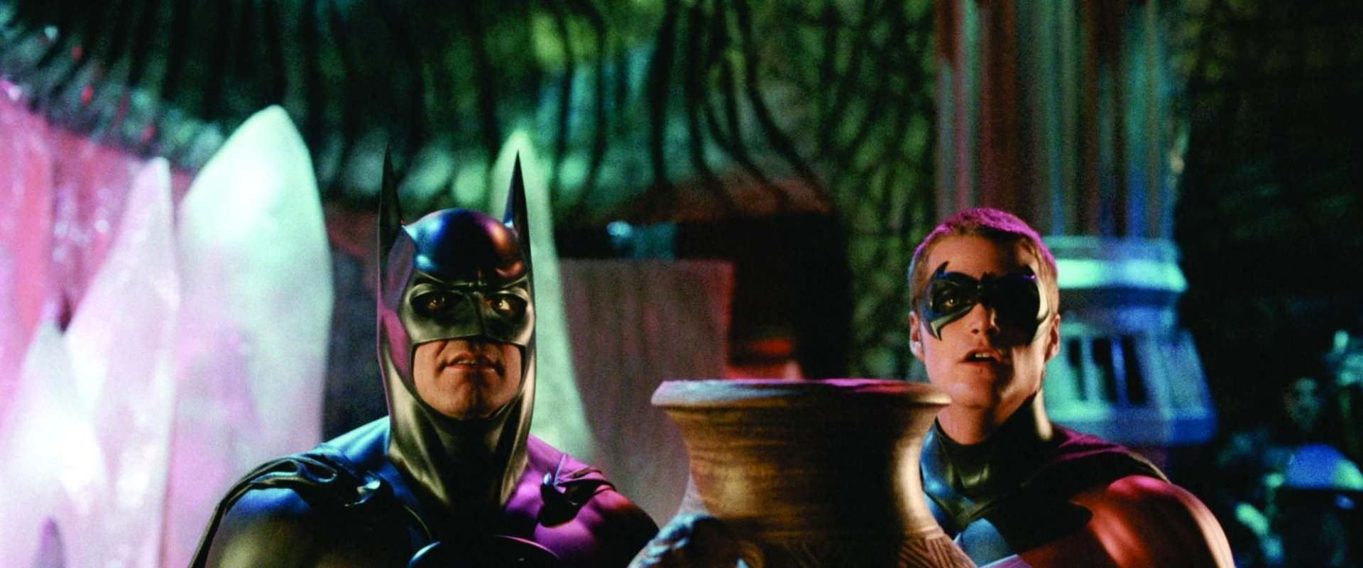 Batman & Robin background 1