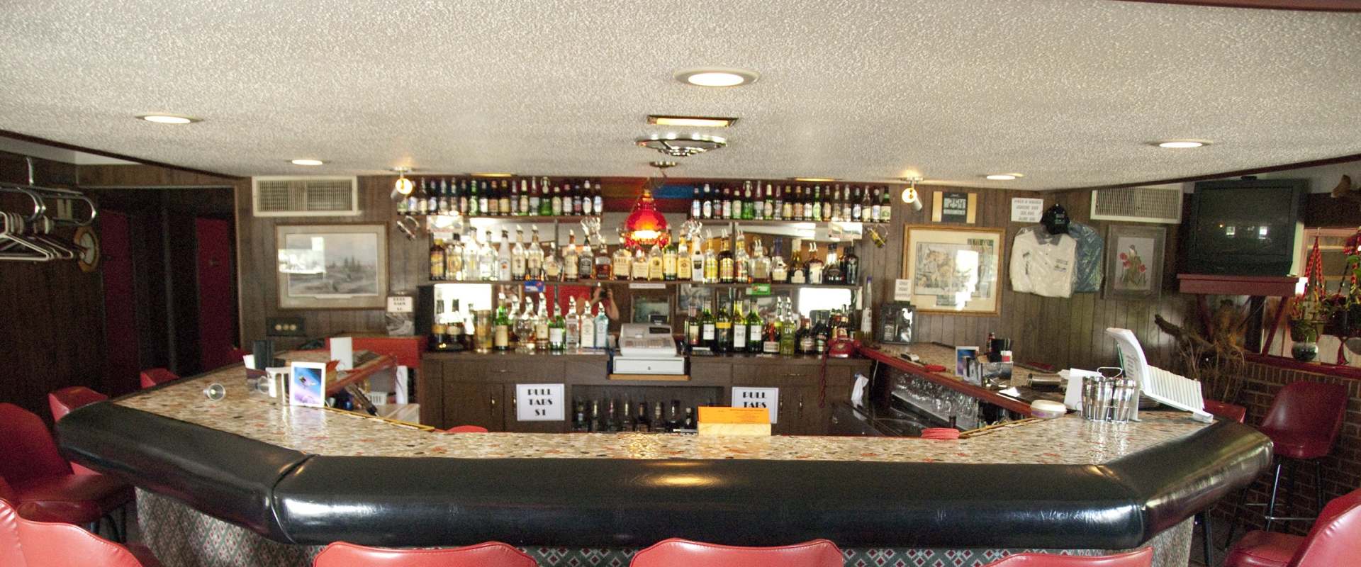 Old Fashioned: The Story of the Wisconsin Supper Club background 1