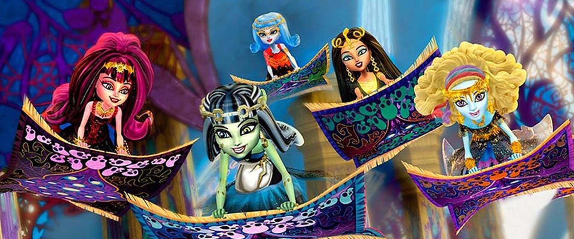 Monster High: 13 Wishes background 2