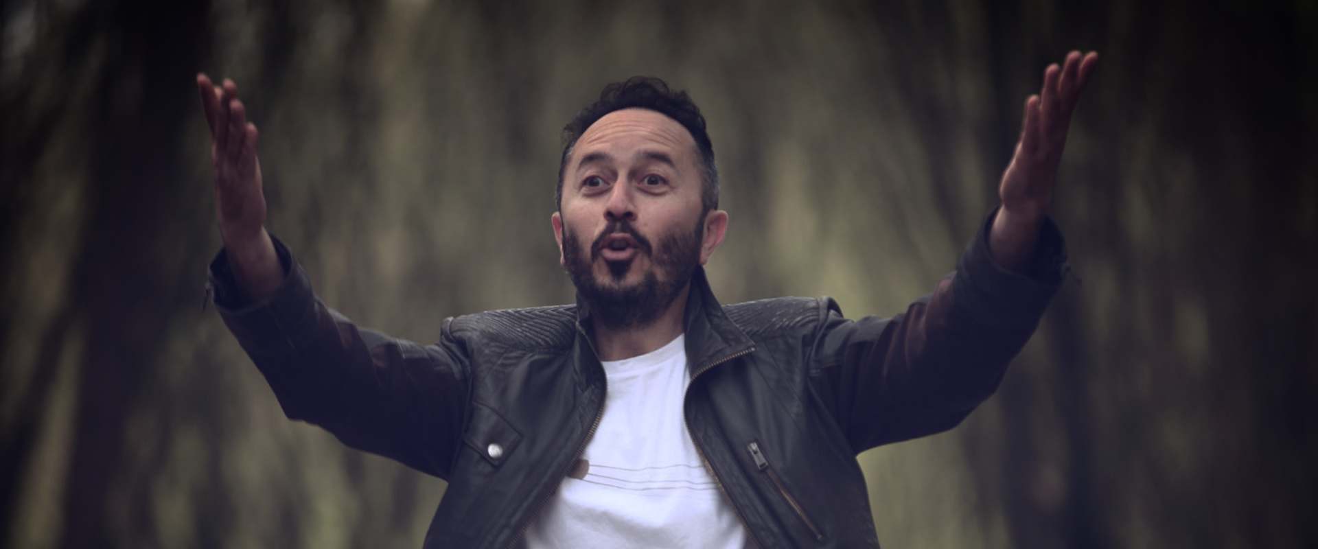 Baskın background 1