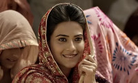 Angrej Movie Still 4