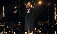 Kelly Clarkson Presents: When Christmas Comes Around Movie Still 2