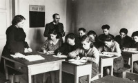 The Peretzniks Movie Still 2