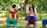 Inji Iduppazhagi Movie Still 6