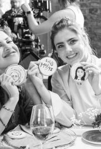 Mamá reinventada Poster 1